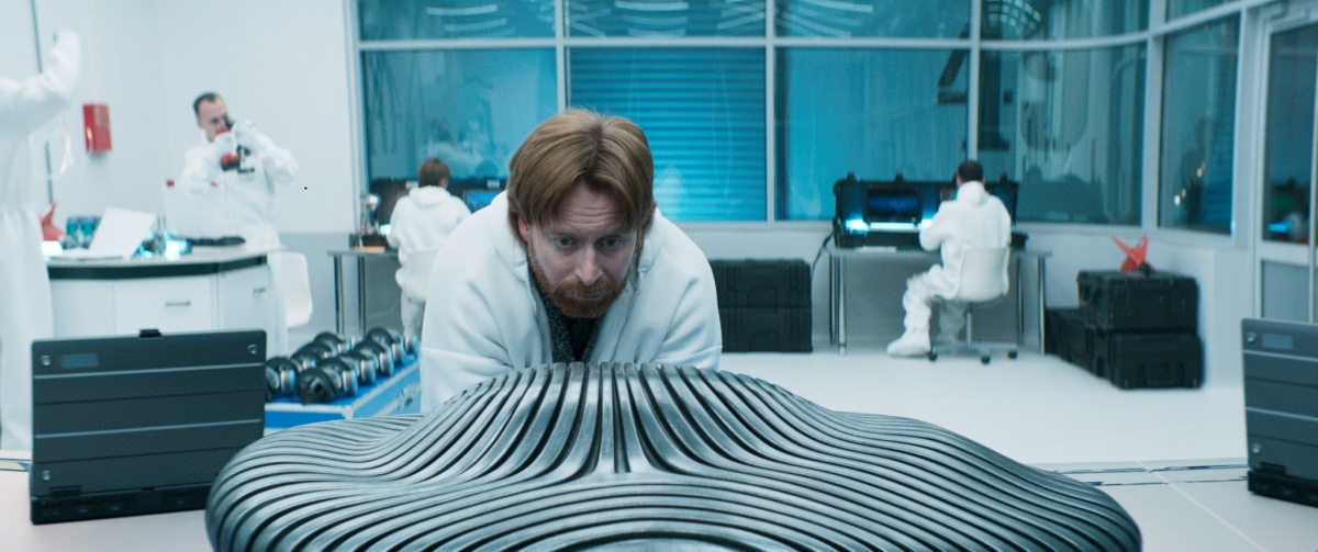 Кадры из Притяжение (2017)