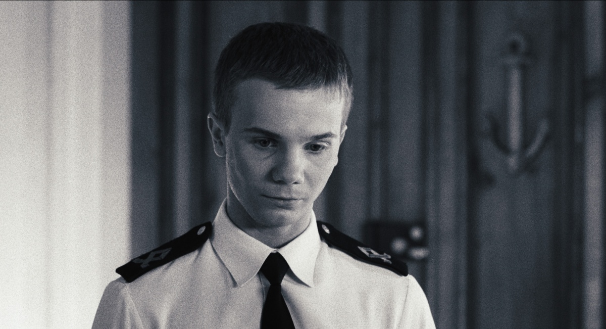 Кадры из Строгий выговор (2016)