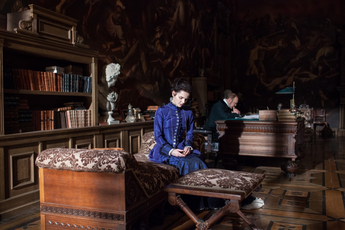 Кадры из Анна Каренина. История Вронского (2017)