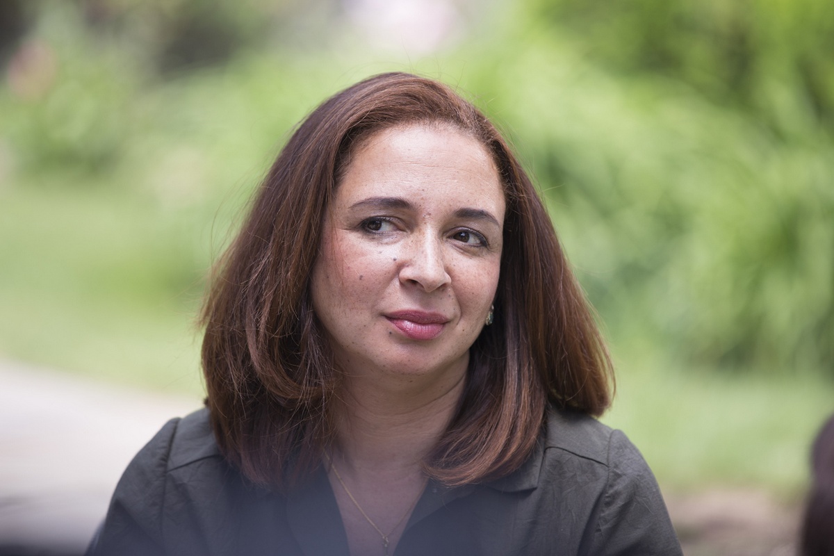 Кадры из Нам здесь не место (2017)