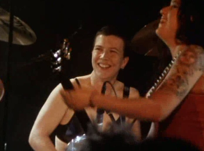 Кадры из Ствол для Дженнифер (1997)