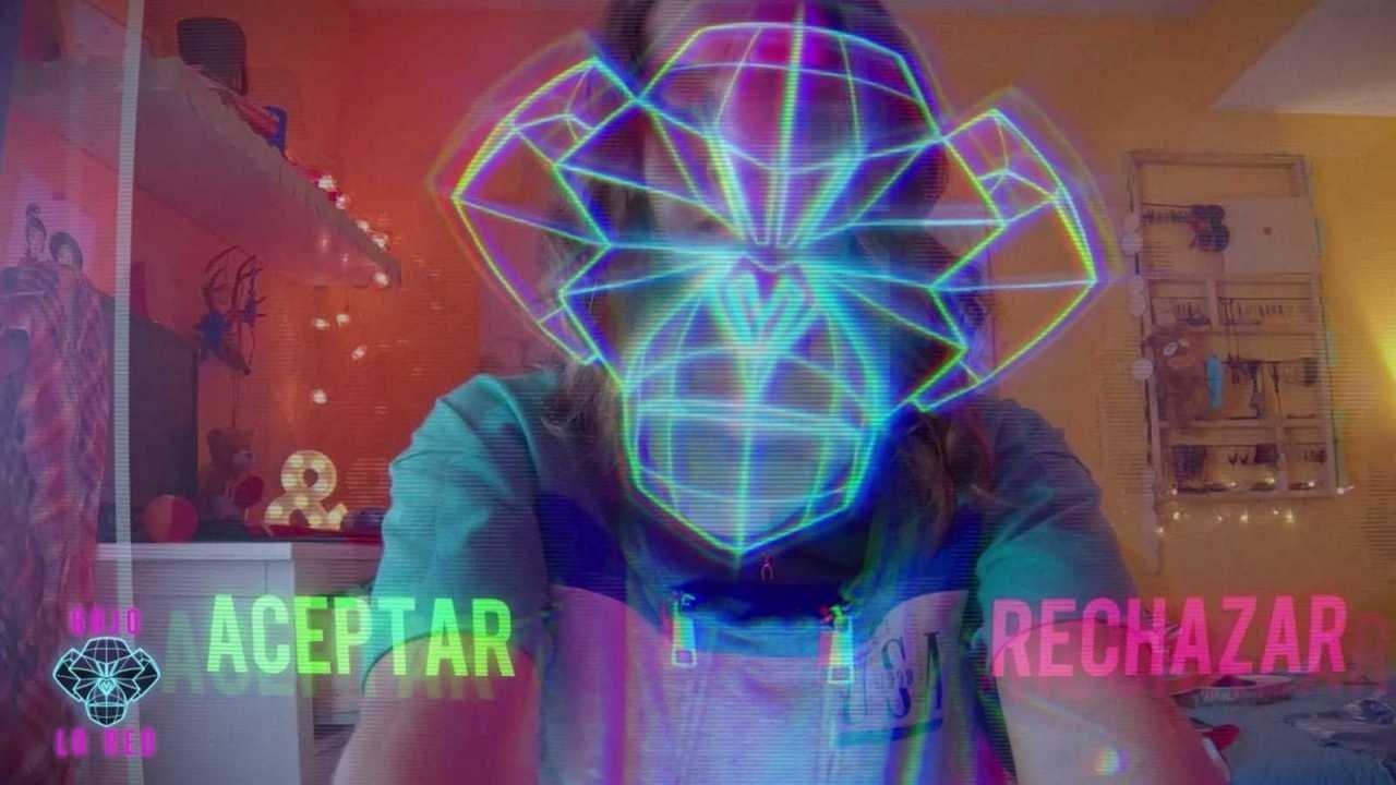 Кадры из Под сетью (2018)