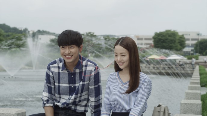 Кадры из Дом, милый дом (2016)