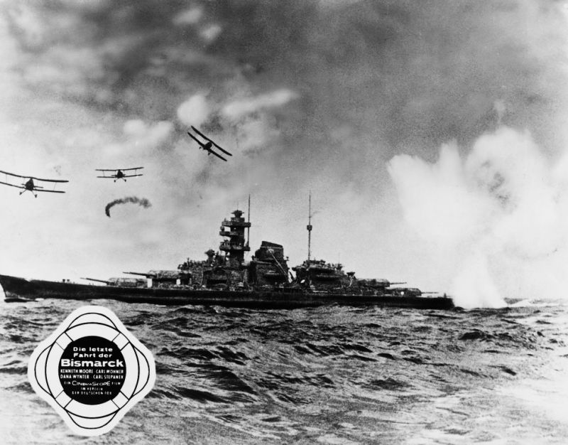 Кадры из Потопить «Бисмарк» (1960)