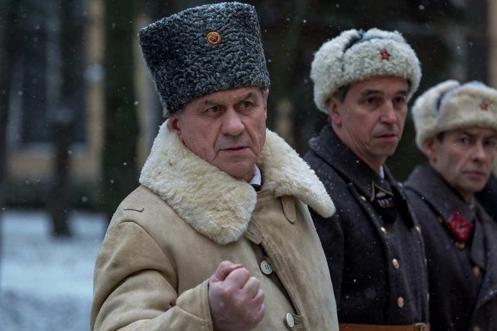 Кадры из Крепкая броня (2020)