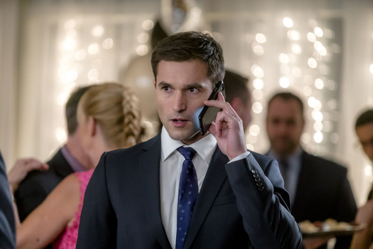 Кадры из Один зимний уик-энд (2018)