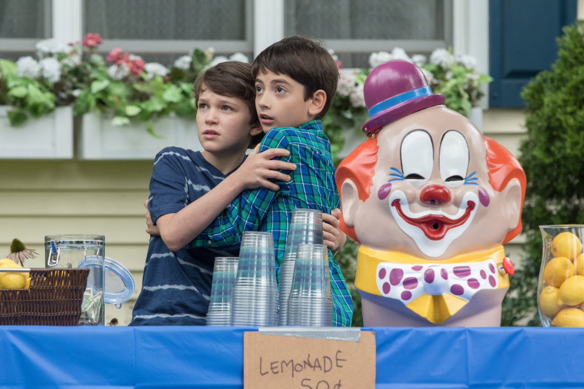 Кадры из Опасная книга для мальчиков (2018)