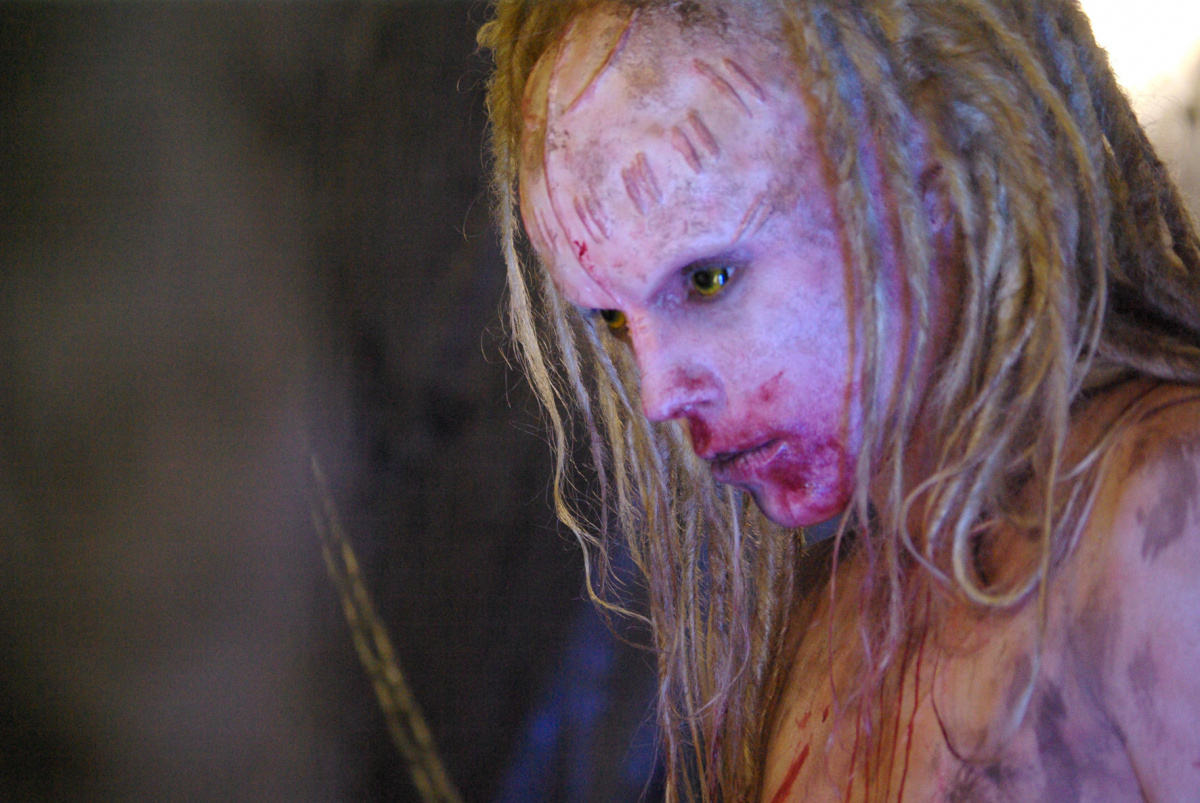 Кадры из Поцеловать бездну (2012)