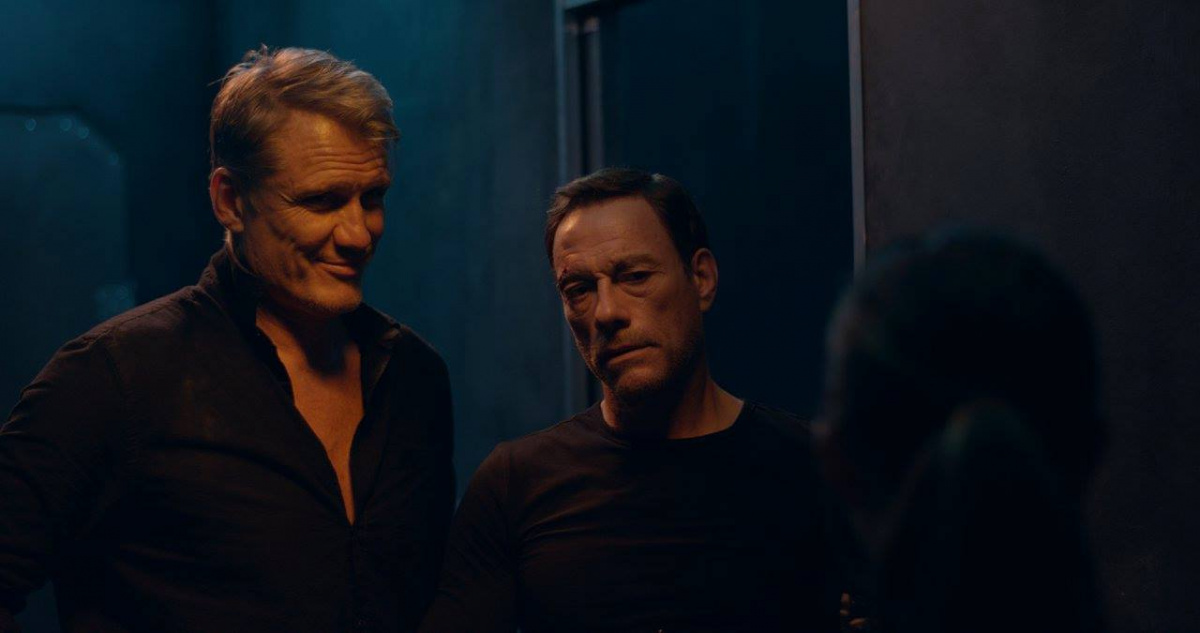 Кадры из Чёрные воды (2018)