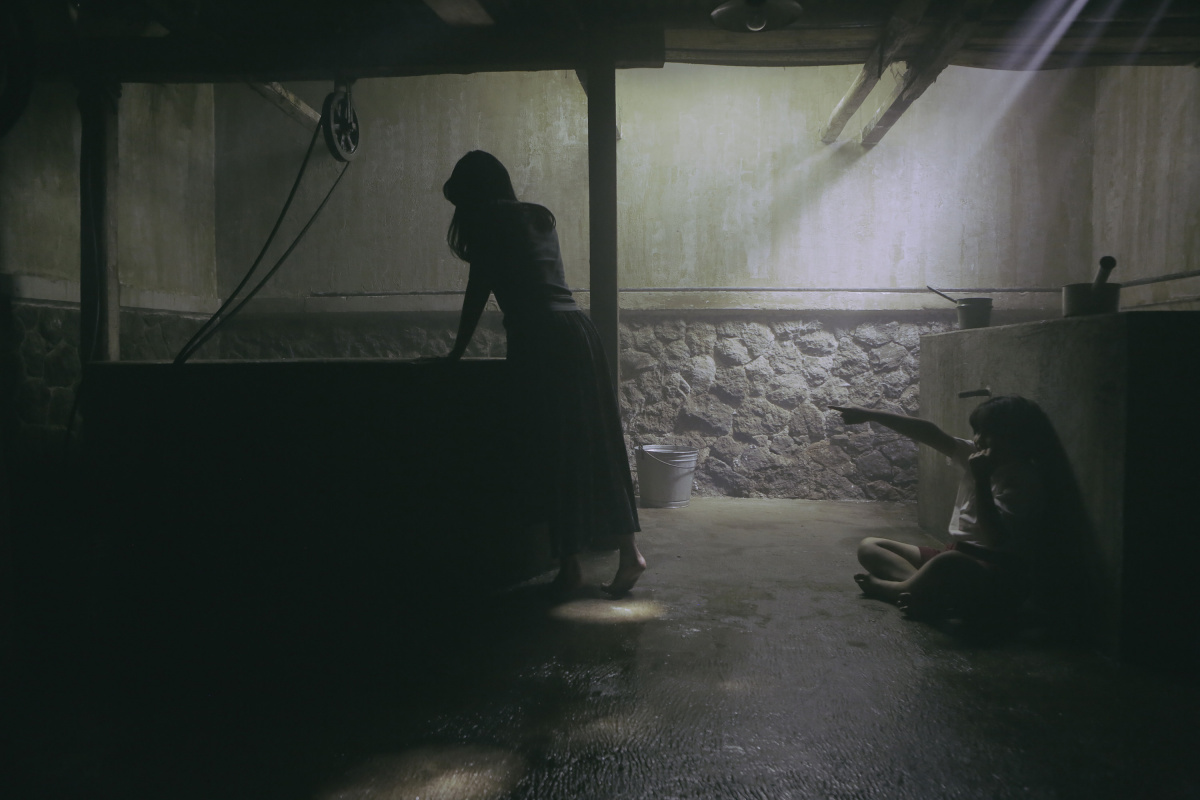 Кадры из Заклятье: Слуги Сатаны (2017)