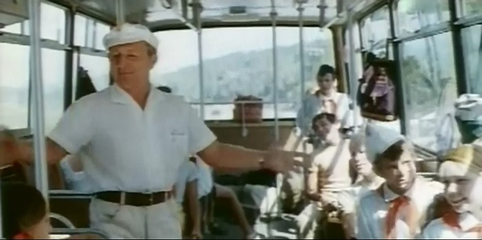 Кадры из Пятерка за лето (1974)