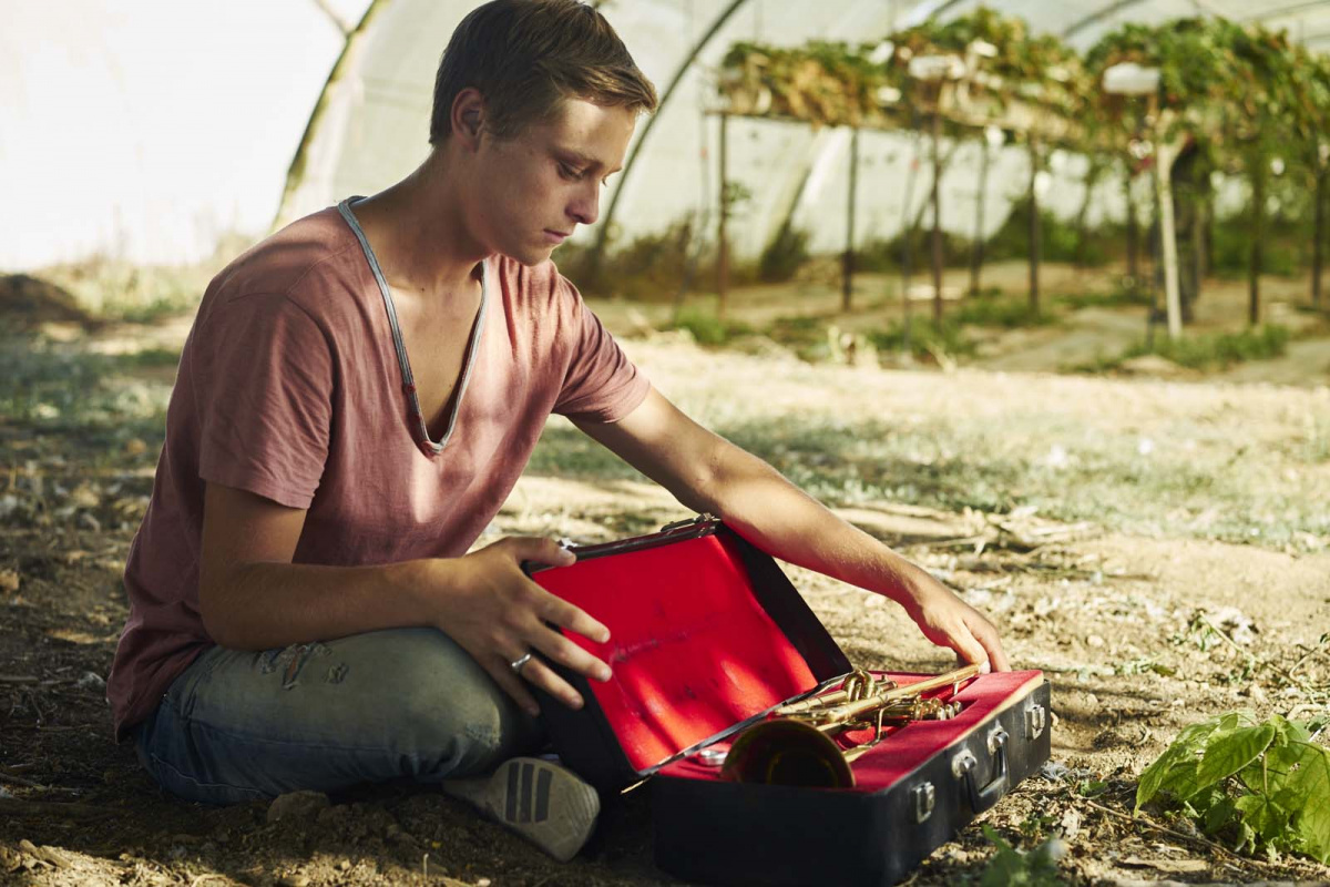 Кадры из Луна (2017)