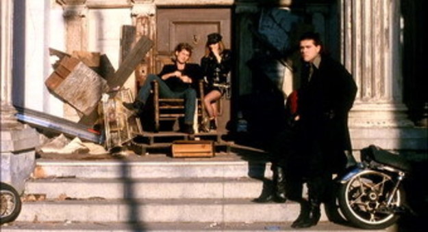 Кадры из Дважды мертвый (1988)