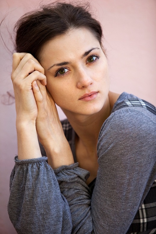 Кадры из Сводная сестра (2013)