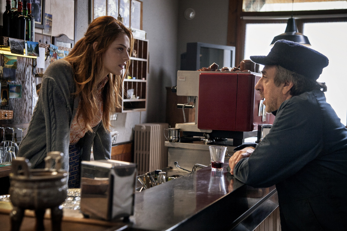 Кадры из Большая афера в маленьком городе (2016)