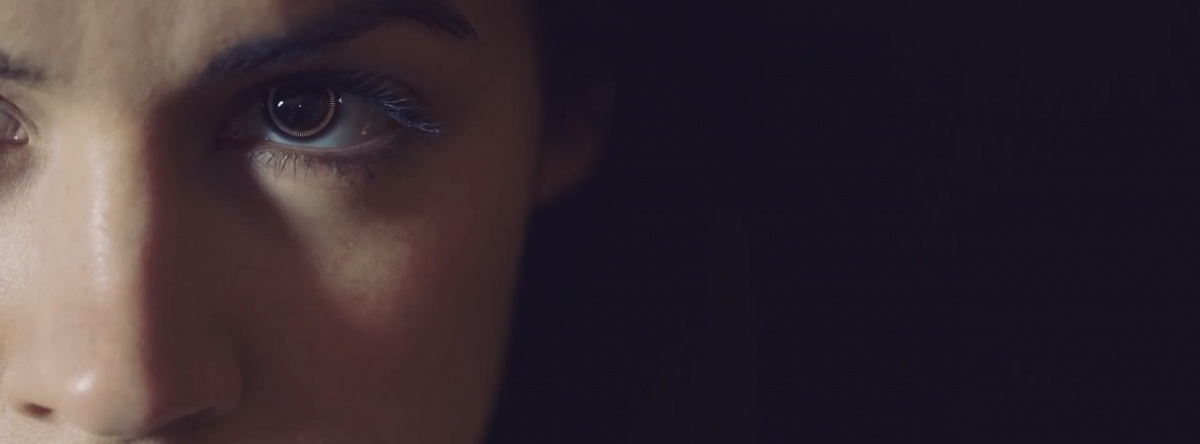 Кадры из За гранью (2013)