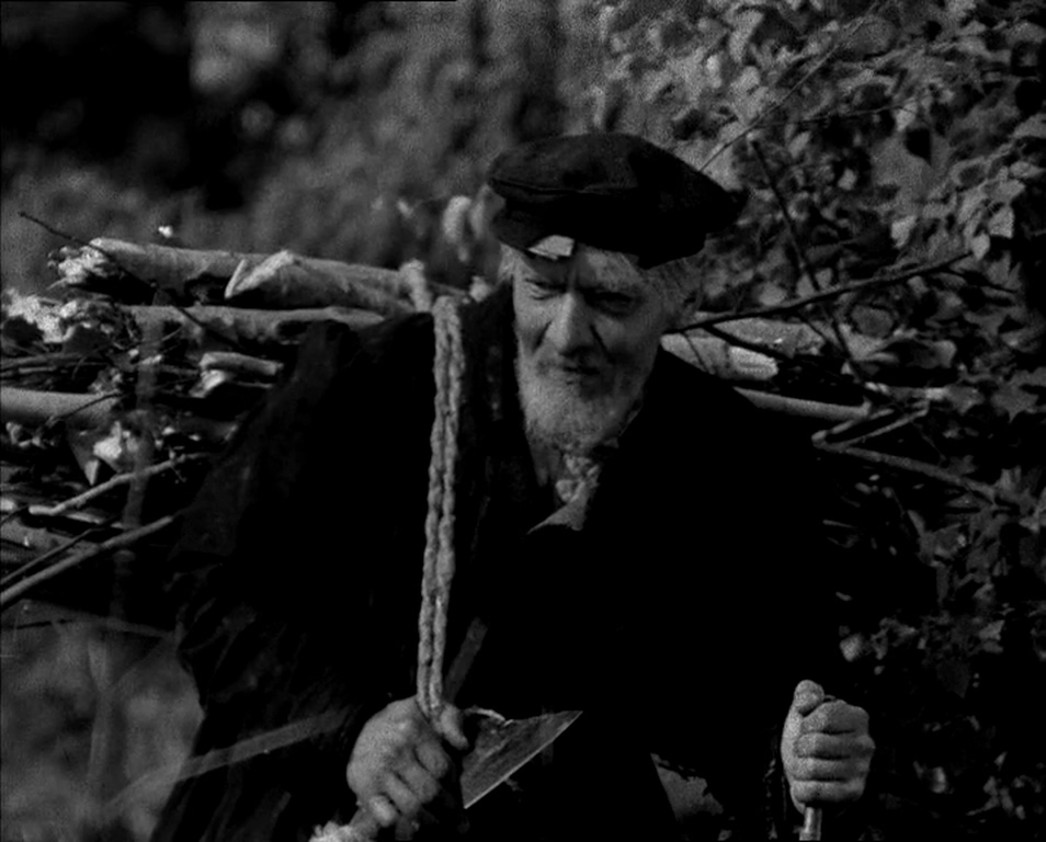 Кадры из В людях (1939)