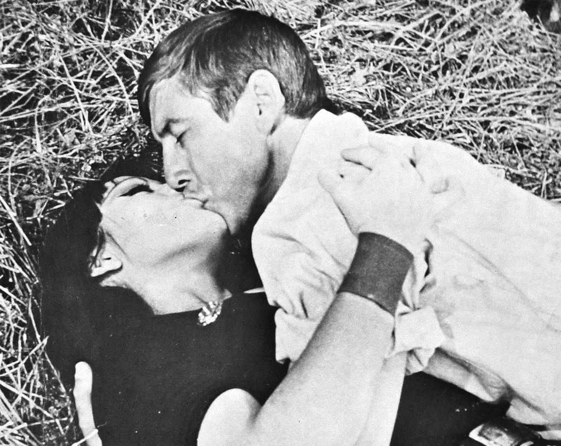 Быстрее, кошечка! Убей, убей! (1965)