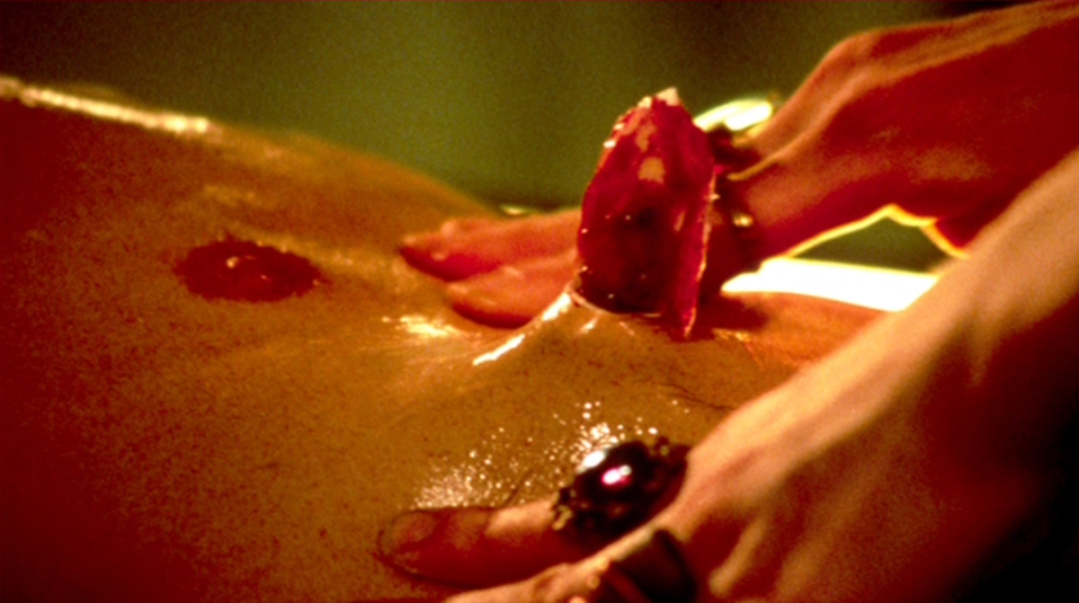Кадры из Расплавленное тело (1994)