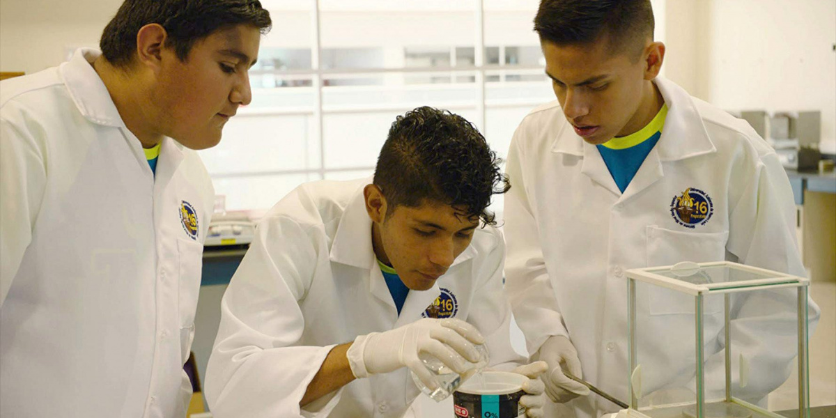 Кадры из Изобретая завтра (2018)