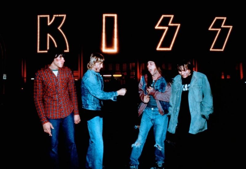 Кадры из Детройт – город рока (1999)