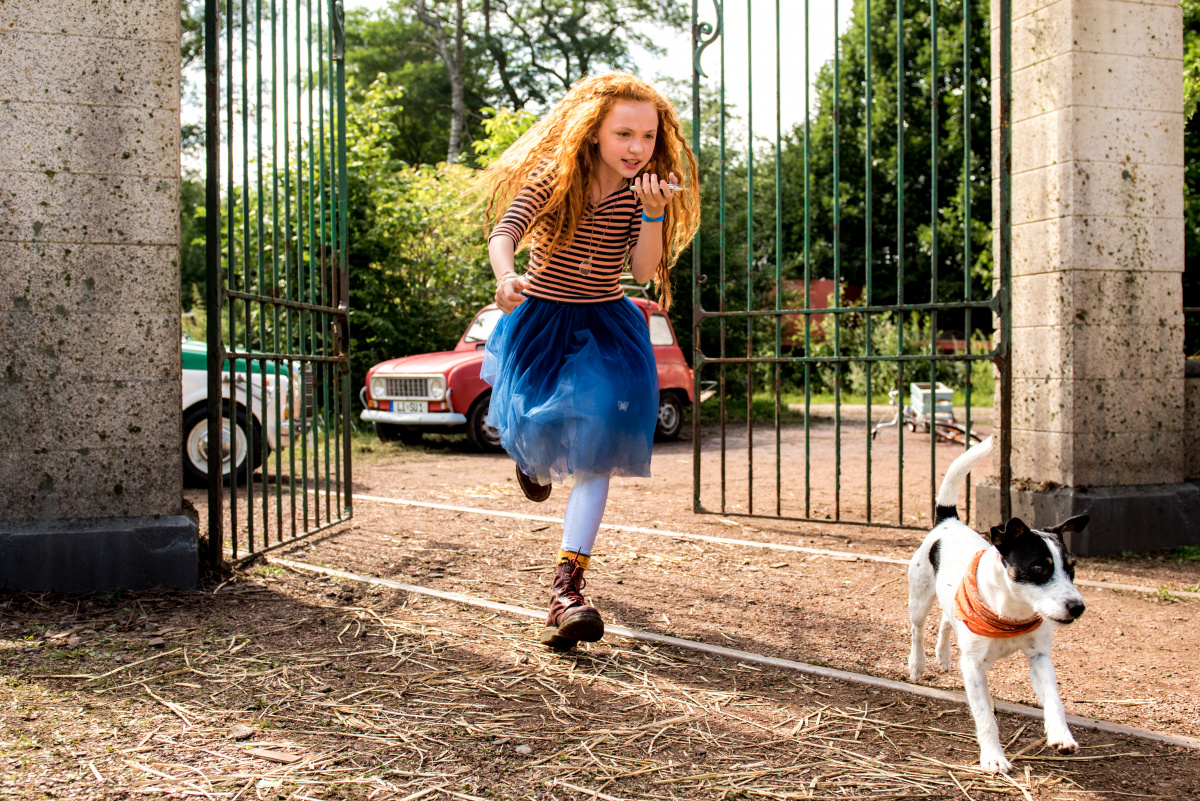 Кадры из Маленькая мисс Дулиттл (2018)