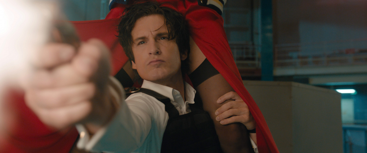 Плейбой под прикрытием (2018)