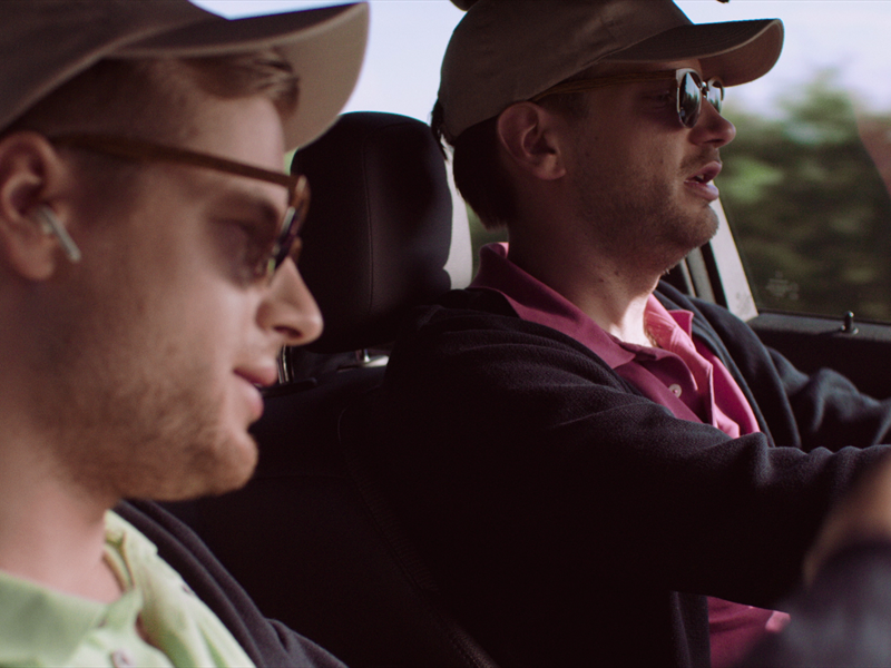 Кадры из Рядом (2019)