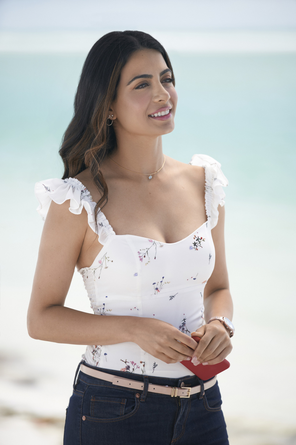 Кадры из Любовь под солнцем (2019)