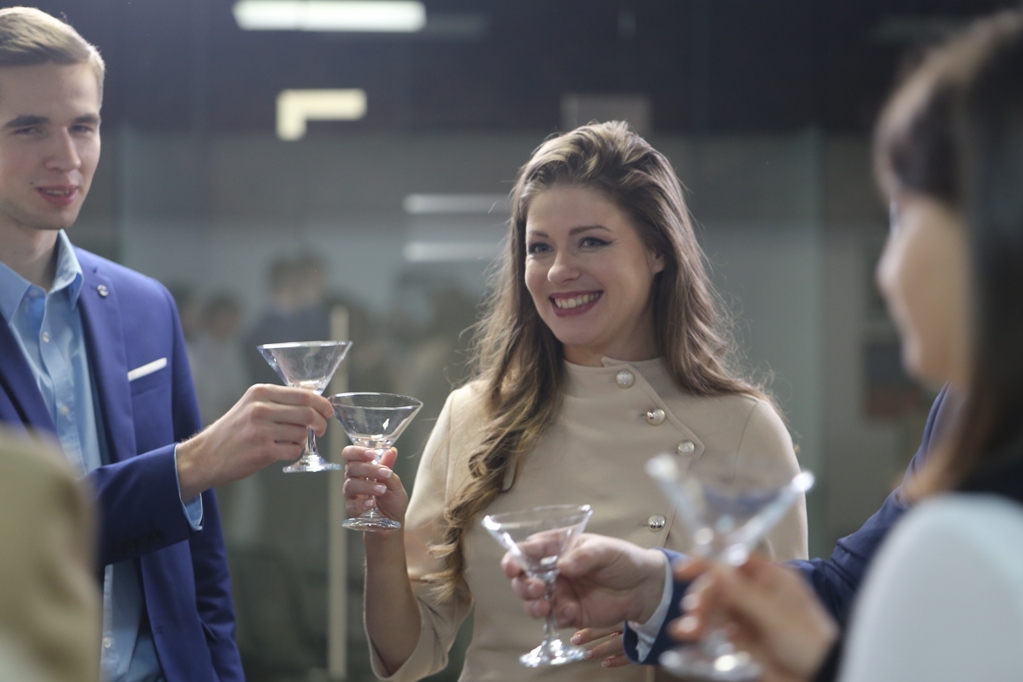 Кадры из Критический возраст (2019)