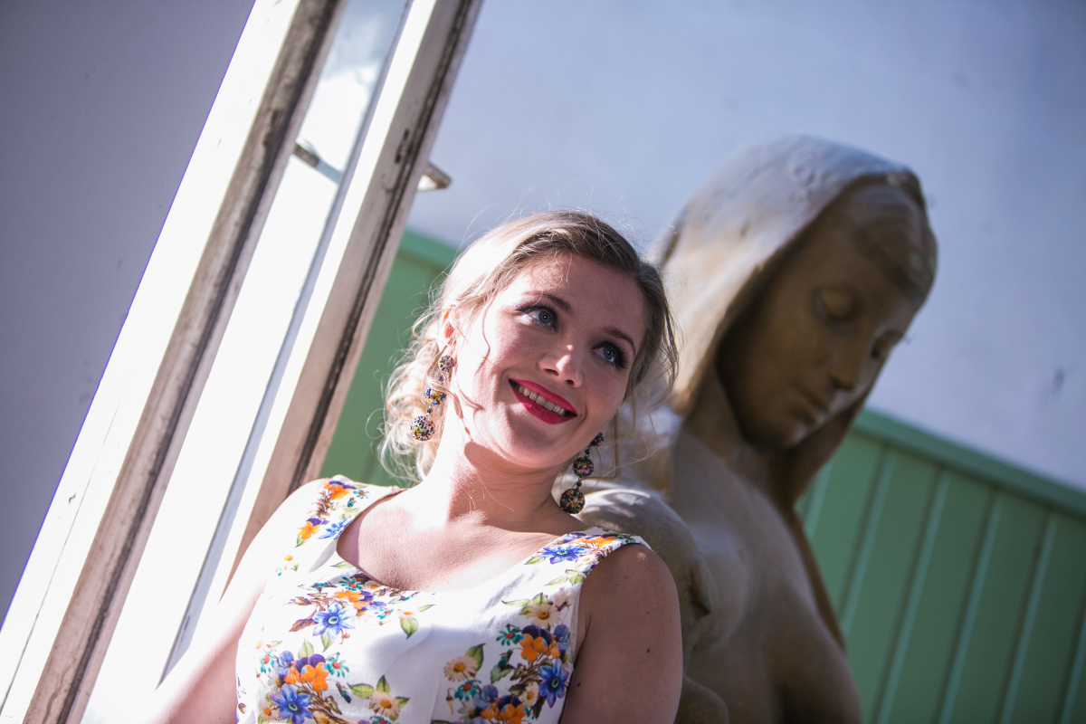 Рая знает всё! (2019)