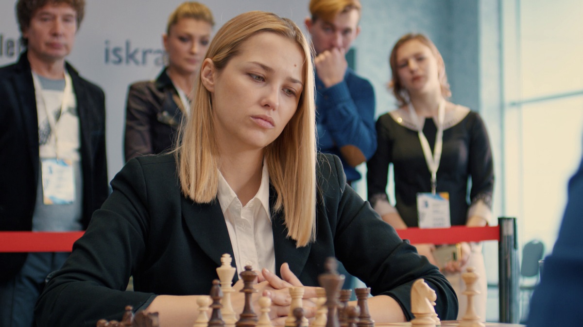 Кадры из Ловушка для королевы (2019)