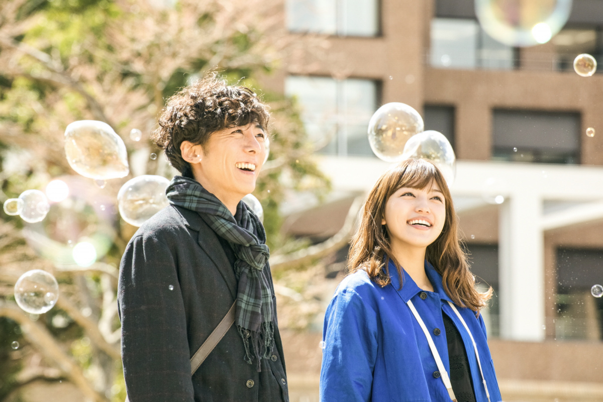 Кадры из Пока я не встречу сентябрьскую любовь (2021)