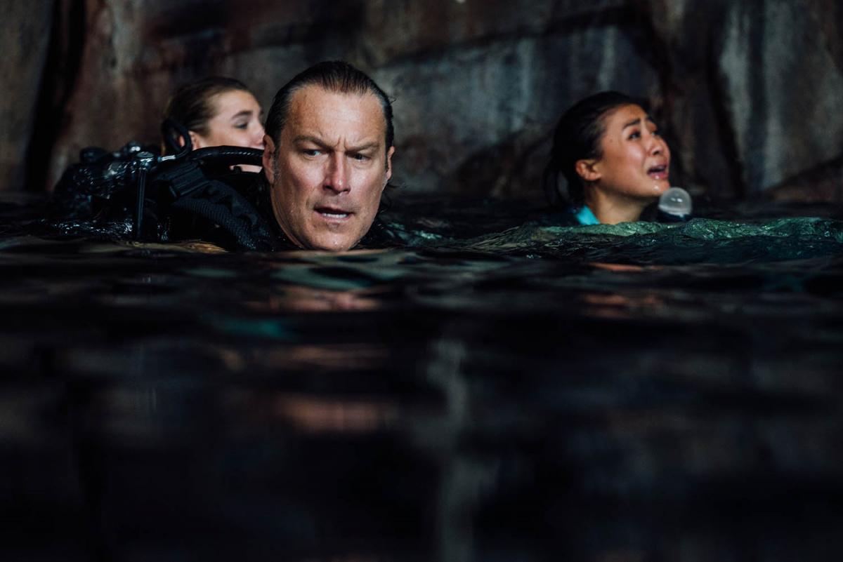 Синяя бездна 2 (2019)