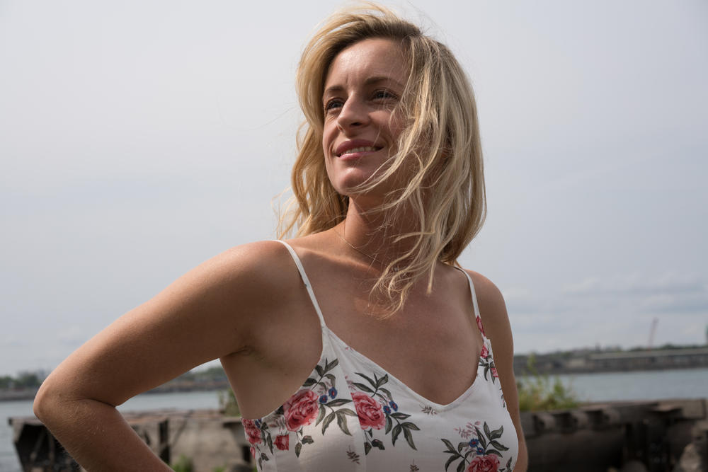 Кадры из Забытые цветы (2019)