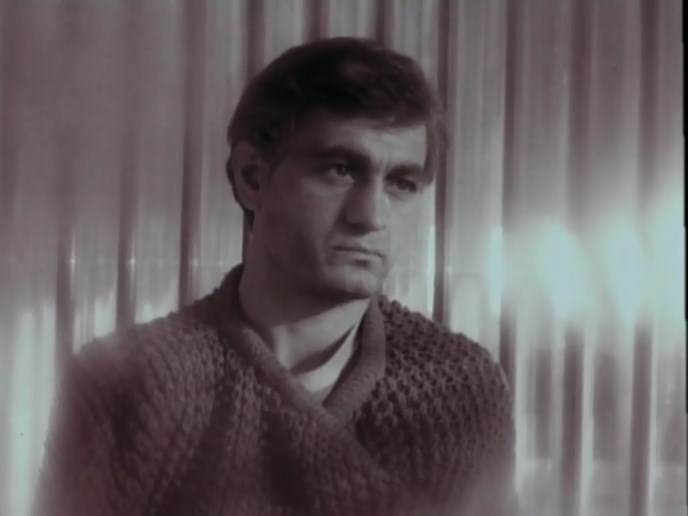 Кадры из И эхом отзовётся (1987)