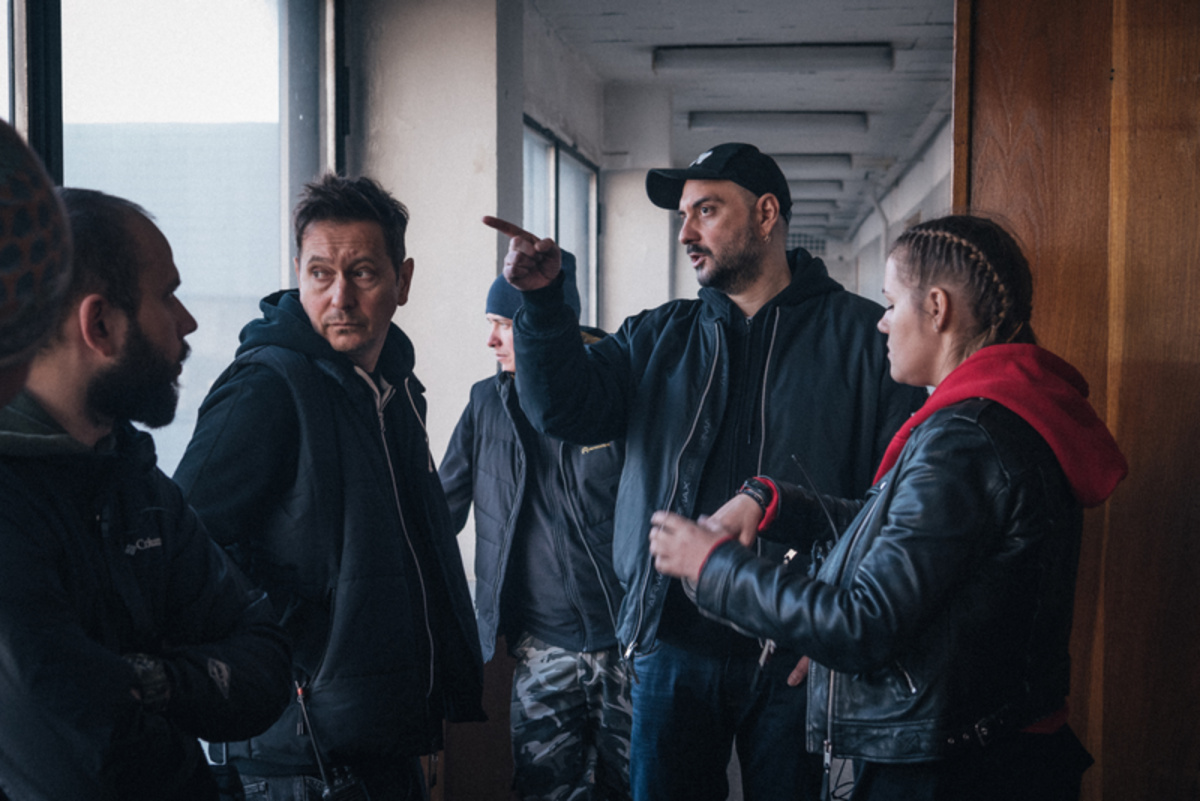 Кадры из Петровы в гриппе (2021)