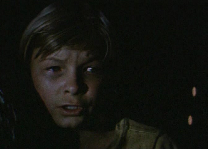 Кадры из Тайна горного подземелья (1976)