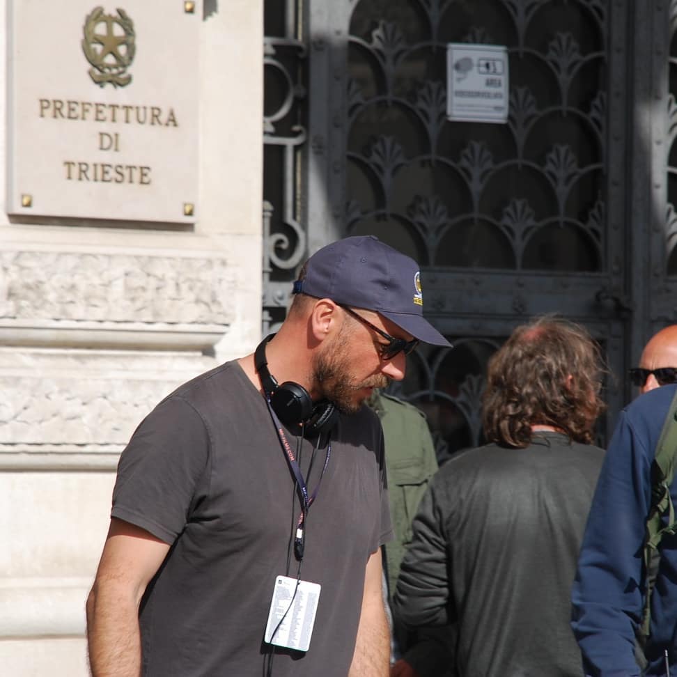 Кадры из Телохранитель жены киллера (2021)