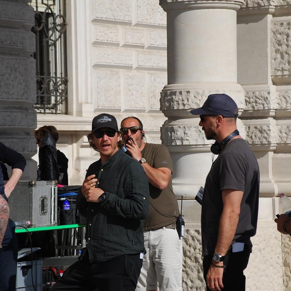 Кадры из Телохранитель жены киллера (2021)