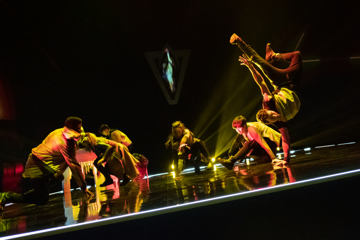 Кадры из Крушение утопии (2020)