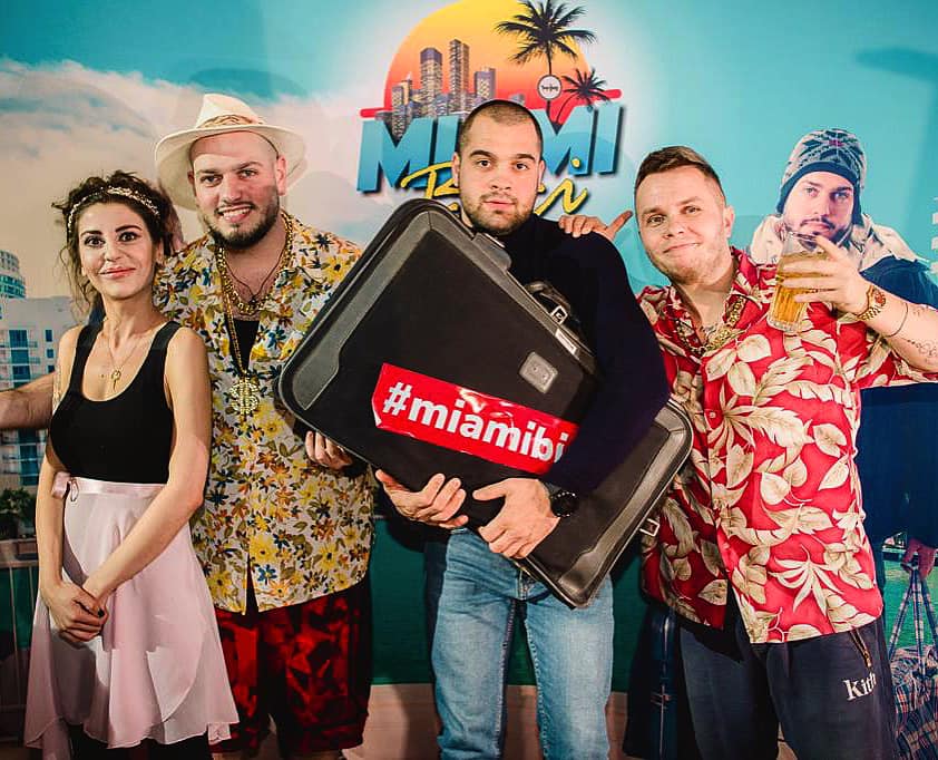 Кадры из Бичи в Майами (2020)