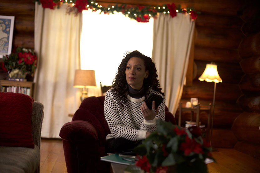 Кадры из Рождество на Холли-лэйн (2018)