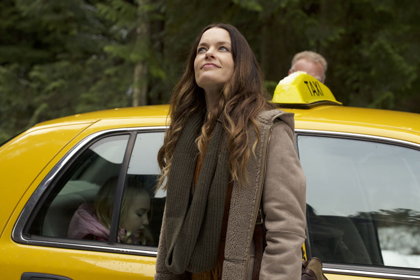 Кадры из Рождество на Холли-лэйн (2018)