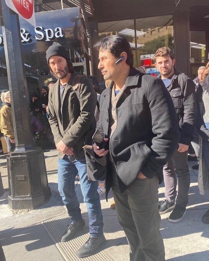 Кадры из Матрица: Воскрешение (2021)