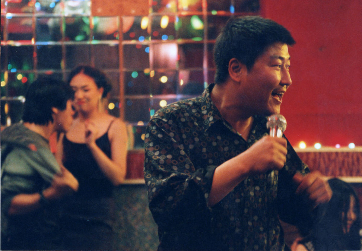 Кадры из Воспоминания об убийстве (2003)