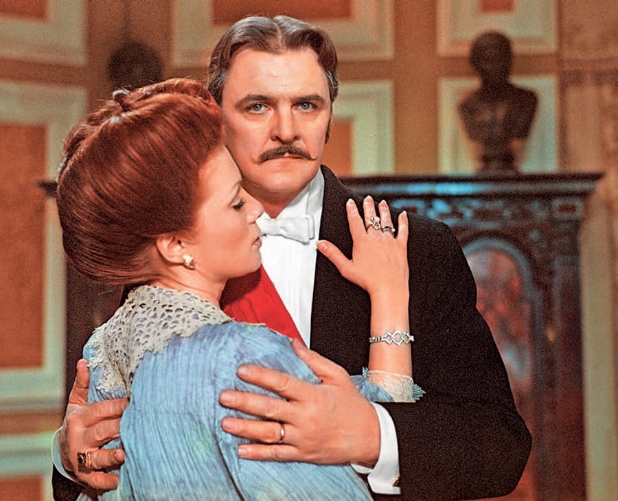 Идеальный муж (1981)