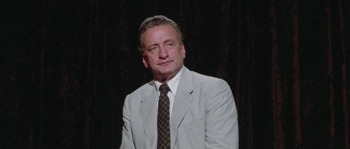 Кадры из День дельфина (1973)