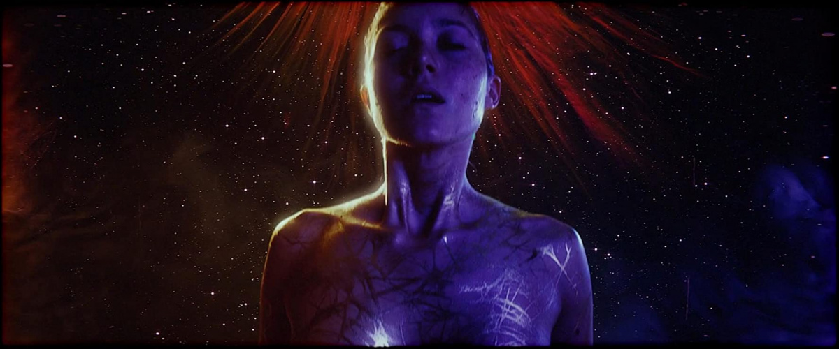 Кадры из Кровавые машины (2019)