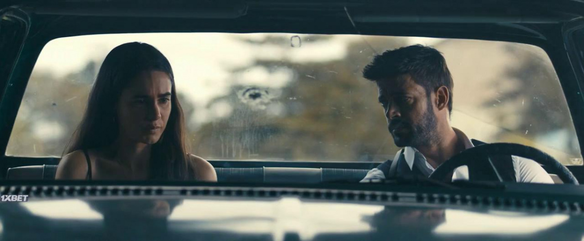 Кадры из В объятиях убийцы (2019)